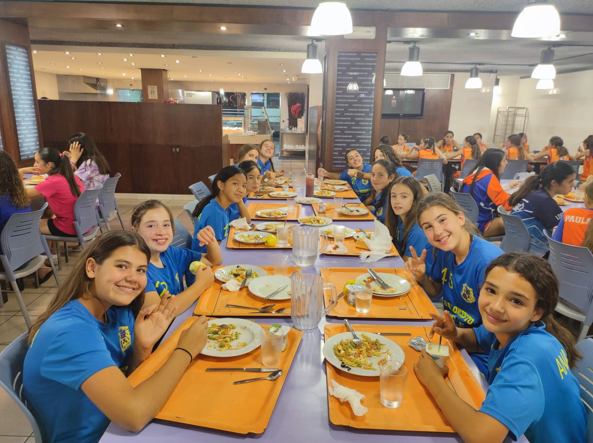 Torneo 🏆 <a href="/cbelpalo/">𝙲𝚕𝚞𝚋 𝙱𝚊𝚕𝚘𝚗𝚌𝚎𝚜𝚝𝚘 𝙴𝚕 𝙿𝚊𝚕𝚘</a> 

#viveallstar2023

 SEMIFINALES 🏀 

<a href="/EBGMALAGA/">EBG Málaga</a> 73
@cdlasallebasket 8️⃣4️⃣

Nuestras 2011💙💛 están pasando un gran fin de semana y pueden poner el broche 🏆🥇💪

⏰️ 18:00 gran FINAL

@cdlasallebasket 
 <a href="/CABESTEPONA/">C.A.B. ESTEPONA</a>

Vamos chicas‼️ competir y disfrutar 💪🚀