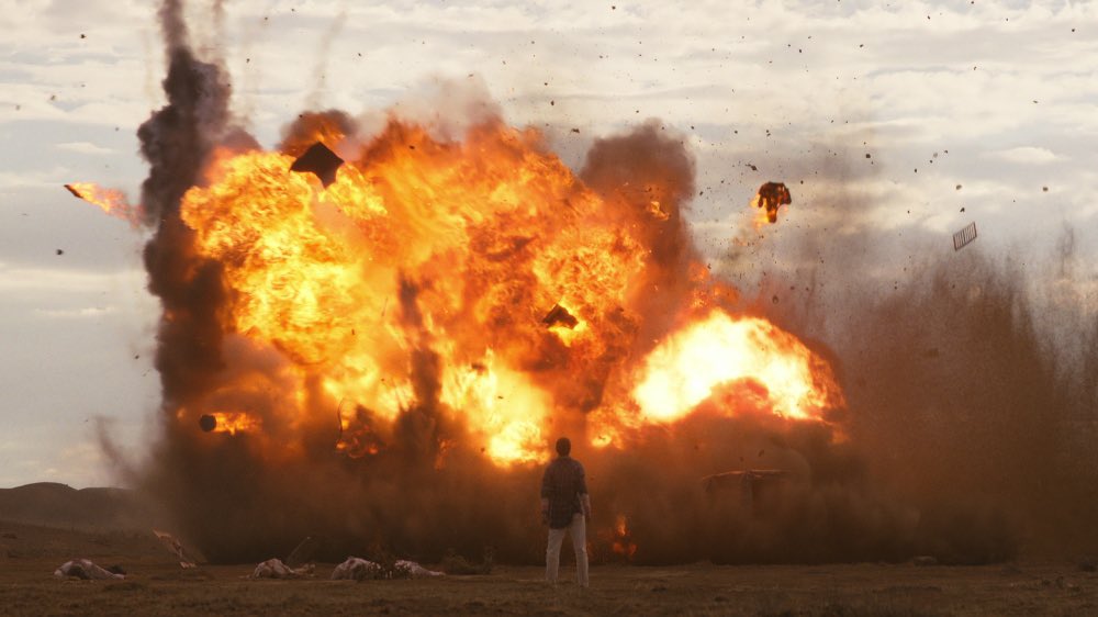 the vibe of summer 2022, watching ST4, waiting for vol 2, hearing kate bush everywhere, stranger things being all over the internet &gt;&gt;&gt;&gt;&gt;