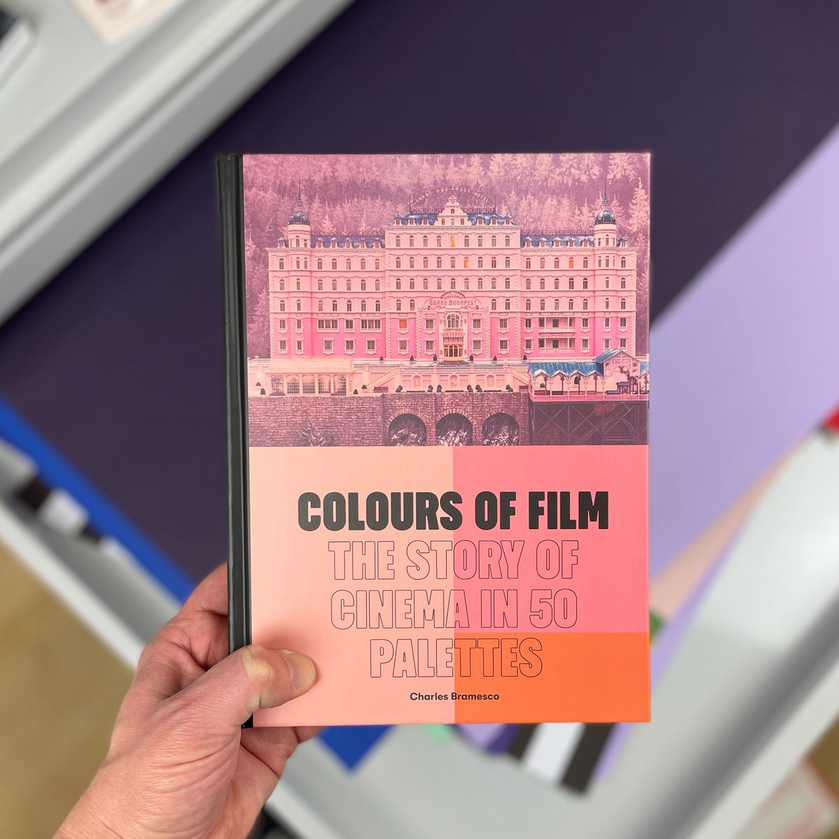 Counterprint's tweet photo. 🟢🟡🟠🔴🔵🟣 The use of colour is an essential part of film. It has the power to evoke powerful emotions, provide subtle psychological symbolism and act as a narrative device. https://t.co/3UeSMtBPo2 https://t.co/PTeIh7b8TB