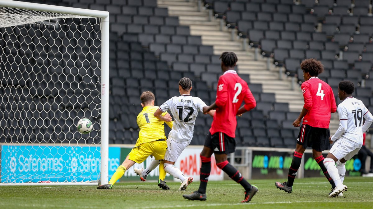MKDonsFC's tweet photo. Medwynter's goal to half the deficit! ⚽️ https://t.co/7DdS4yShe6