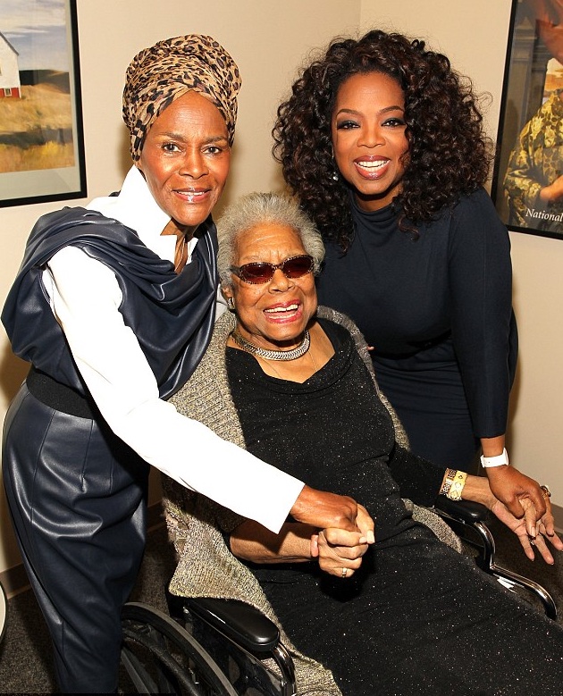 DrMayaAngelou's tweet photo. "There's a marked difference between acquaintances and #friends. Most people really don't become friends. They become deep and serious acquaintances. But in a friendship you get to know the spirit of another person; and your values coincide." #MayaAngelou https://t.co/PSYtIS0uHE