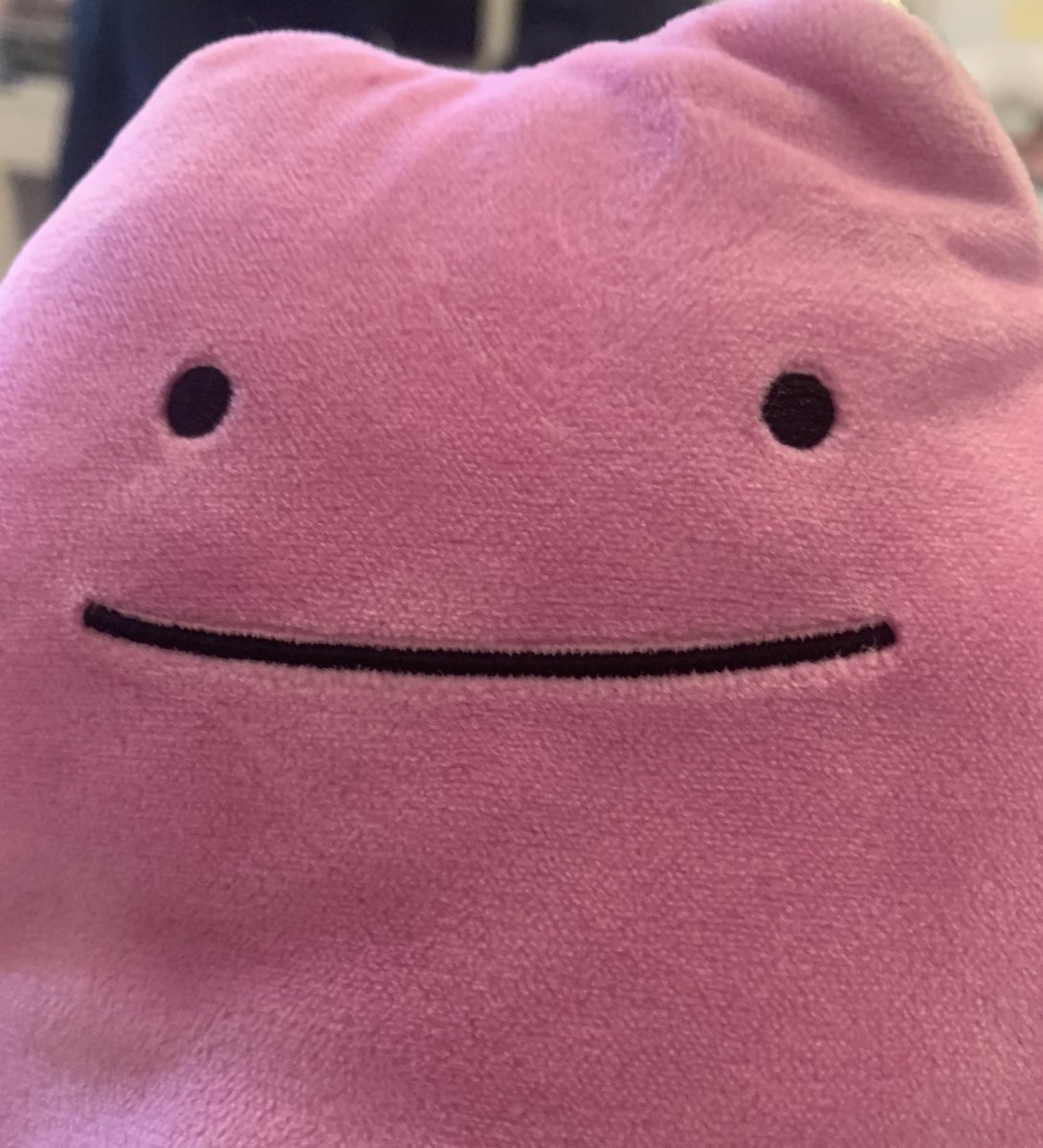 메타몽 텍스쳐 뭘까
고무인지 액체괴물인지 아니면 인형처럼 부드러운지 궁금하군