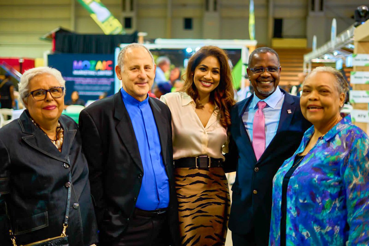 LisaHannamp's tweet photo. I’ve spent the time developing several strategies to advance our manufacturing sector through picking winners to take Jamaica global. 

This why I had to attend the opening ceremony of Jamaica Manufaturers and Exporters Associations’ Expo. “Connecting Jamaica to the World” at the national arena. 

There are over 230 local manufacturers showcasing their goods and services. I felt good meeting and buying from many of them.