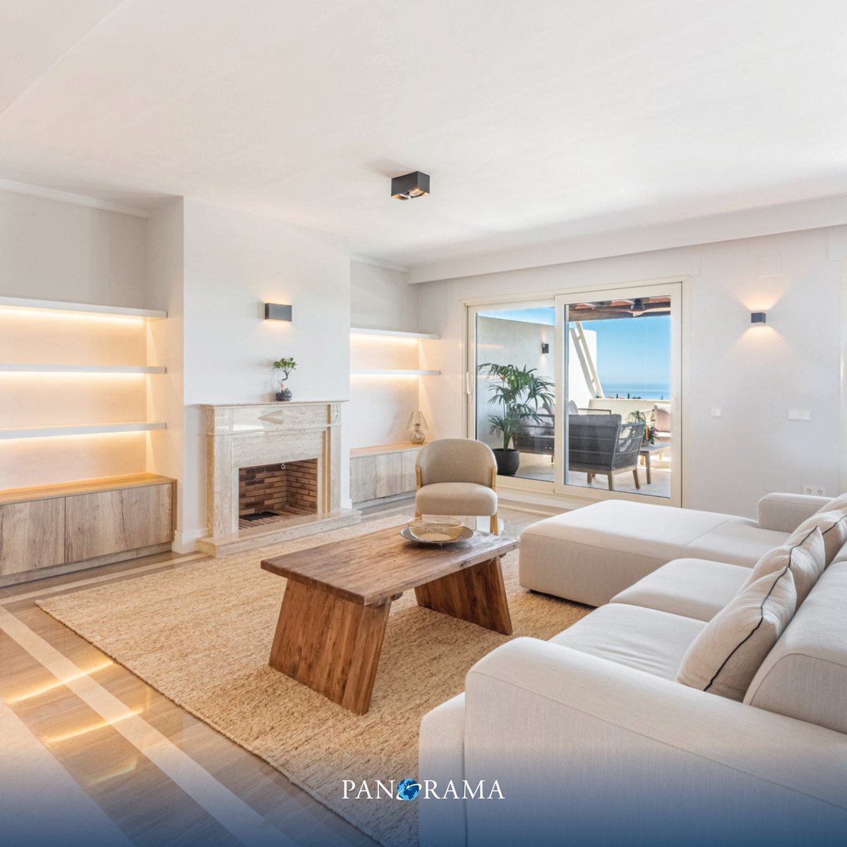 panorama_spain's tweet image. Renovated penthouse with unobstructed panoramic sea views on the Golden Mile!
  ✔️ Property all on one level with a large covered terrace
Asking 1.650.000 Euro
Ref. 13997 panr.link/13997

#MarbellaRealEstate #PenthouseLiving #SeaViews