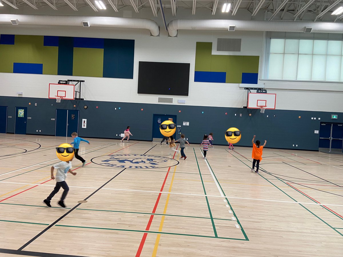 MrsPopko's tweet photo. April 24-28 We…started two new units of study, shapes in math and I belong in social studies. We had to gym in the ‘big’ gym. We also had fun working on making big lines, little lines, big curves, and little curves. These will help us when we start printing uppercase letters. https://t.co/w1C7JuvbsK