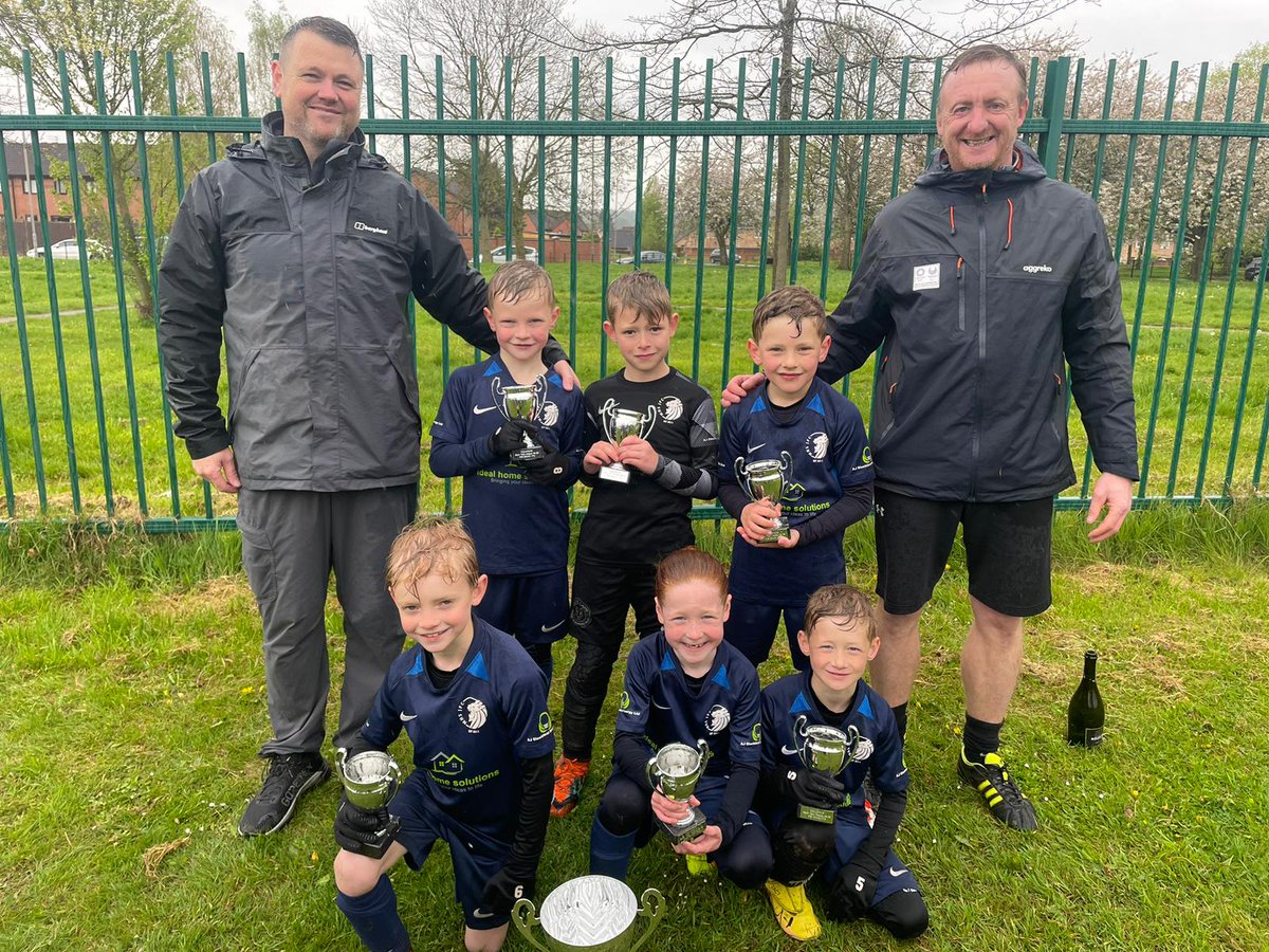 bayern_mhs's tweet image. @BVDJFLfixtures U7 League Champions 🏆🏆These boys have been outstanding each week against superb opponents and they have learnt so much from a very tough year ⚽️👏 We are so proud of  the hard work they put in but some of the football they have played has been very impressive🏆