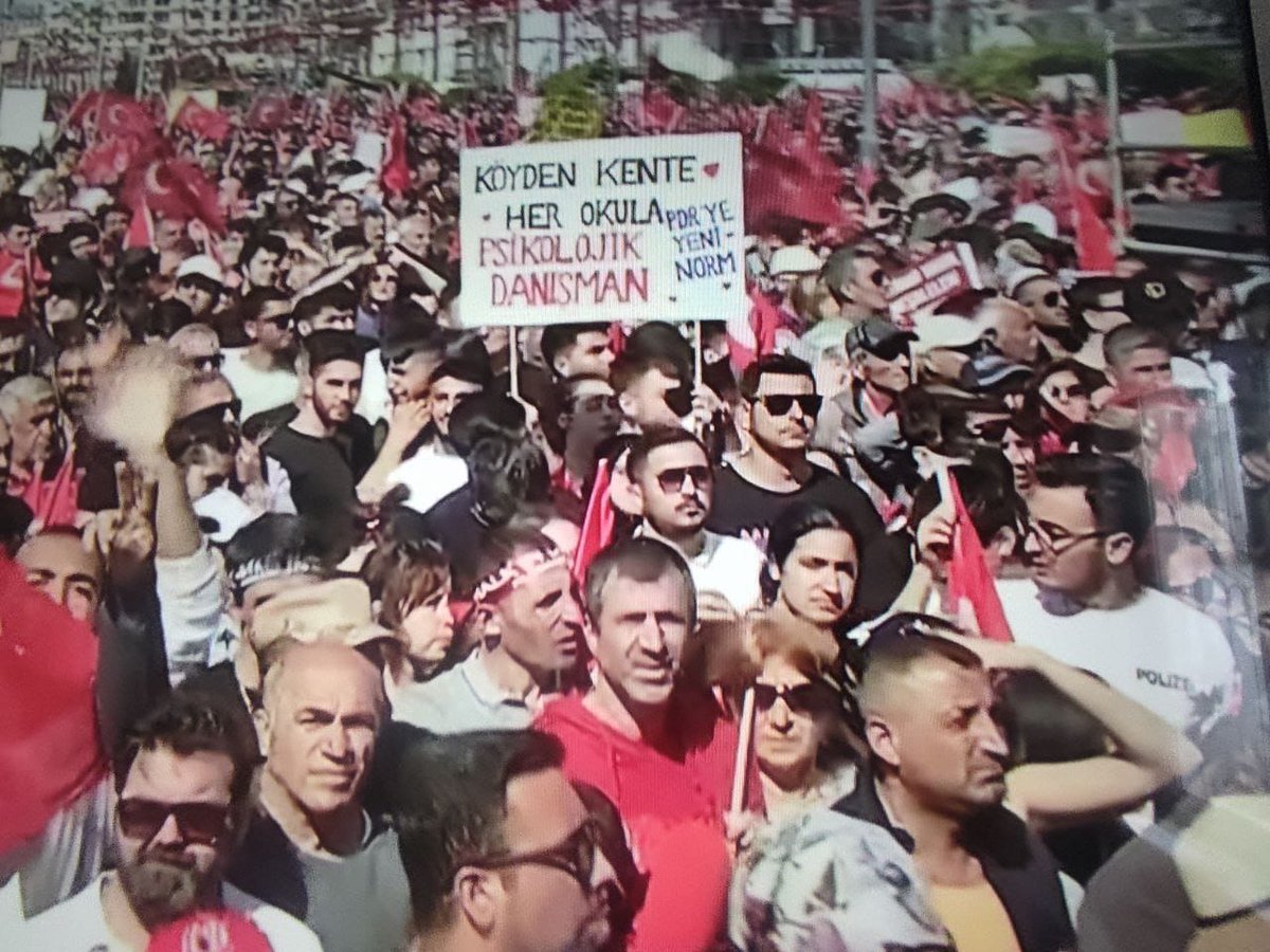 turkpdrtopluluk's tweet photo. KÖYDEN KENTE HER OKULA PSİKOLOJİK DANIŞMAN! https://t.co/SNyS5RgA9N