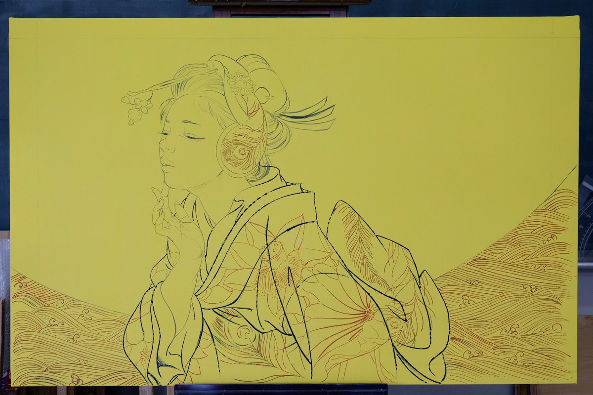黄色のカラージェッソで下塗りした100号カンバスにプロジェクタでトレスした下絵をコルネで凹凸をつけ乾燥後サンダーで均し掃除機で吸引 肌の部分をマスキング後グロスポリマーメディウムで目止め 簪にカドミウム黄 ジェッソはホルベイン、他は全てリキテックス  #見立て弁天3制作過程 Ver.230430-1