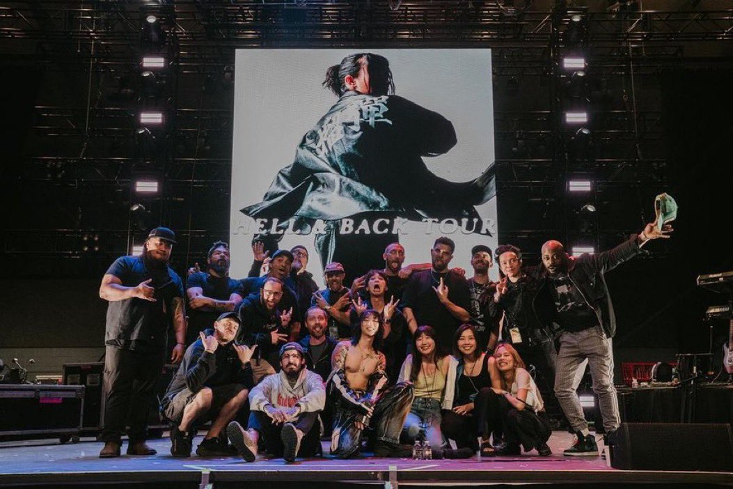 KESHIFRANCE_FAN's tweet photo. [ #KeshiPost ] ~ 18/04/2023 

@keshimusic à actualisé son compte Instagram 

« HELL &amp; BACK TOUR 

C’ÉTAIT MON RÊVE DE JOUER CES SPECTACLE POUR TOI TU VA TELLEMENT ME MANQUER 

À LA PROCHAINE FOIS BÉBÉ » 

-  🙈 https://t.co/XFN7FqP0Ep