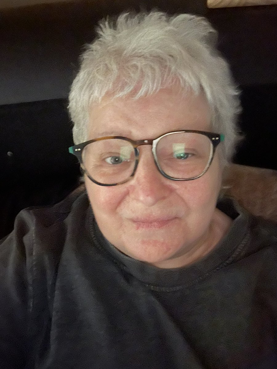 Janey Godley tweet media