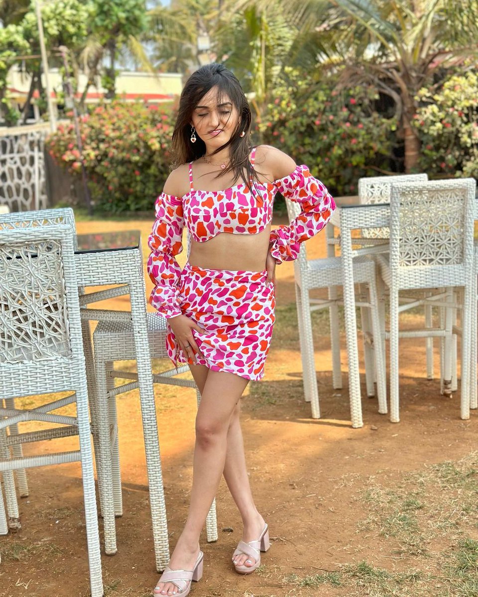 GossipsInsight's tweet photo. #TanyaSharma beautiful are looks in the dress😍
.
.
.
.
#tanyasharma #tanyasharmafan 
#talkingbling https://t.co/EtEx4j0RgE