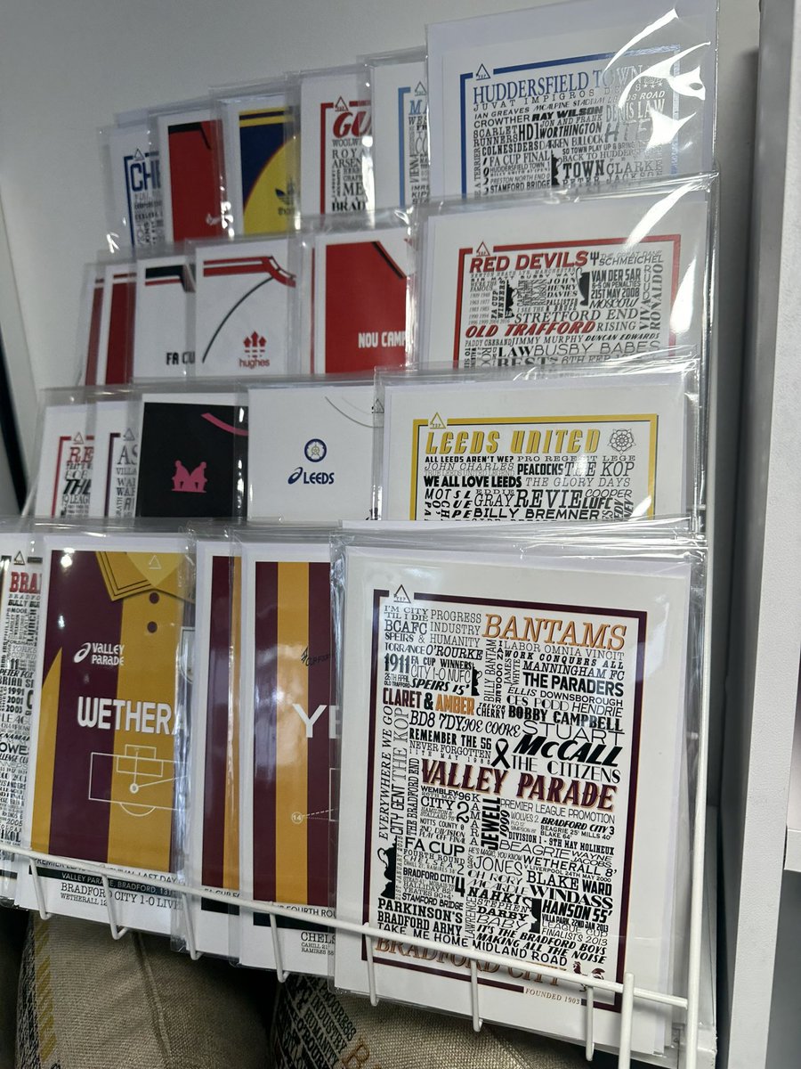 sporting_post's tweet photo. Greetings Cards 

Football History Prints 
Memorable Match Shirts 

Capture Your Nostalgia Uniquely ✨

#yoursportingpost #MUFC #footballhistoryprints https://t.co/z0Nt2jwCeb