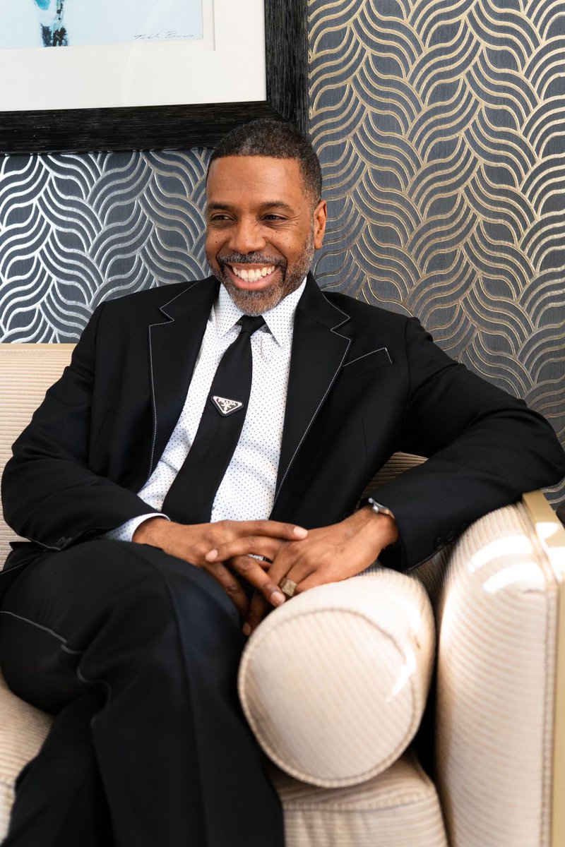 Creflo_Dollar's tweet photo. I will be forever grateful for the wisdom of God that delivered unto me healing from cancer. After 8 weeks of recovery this is what health looks like.. https://t.co/aCp70IB2Fa
