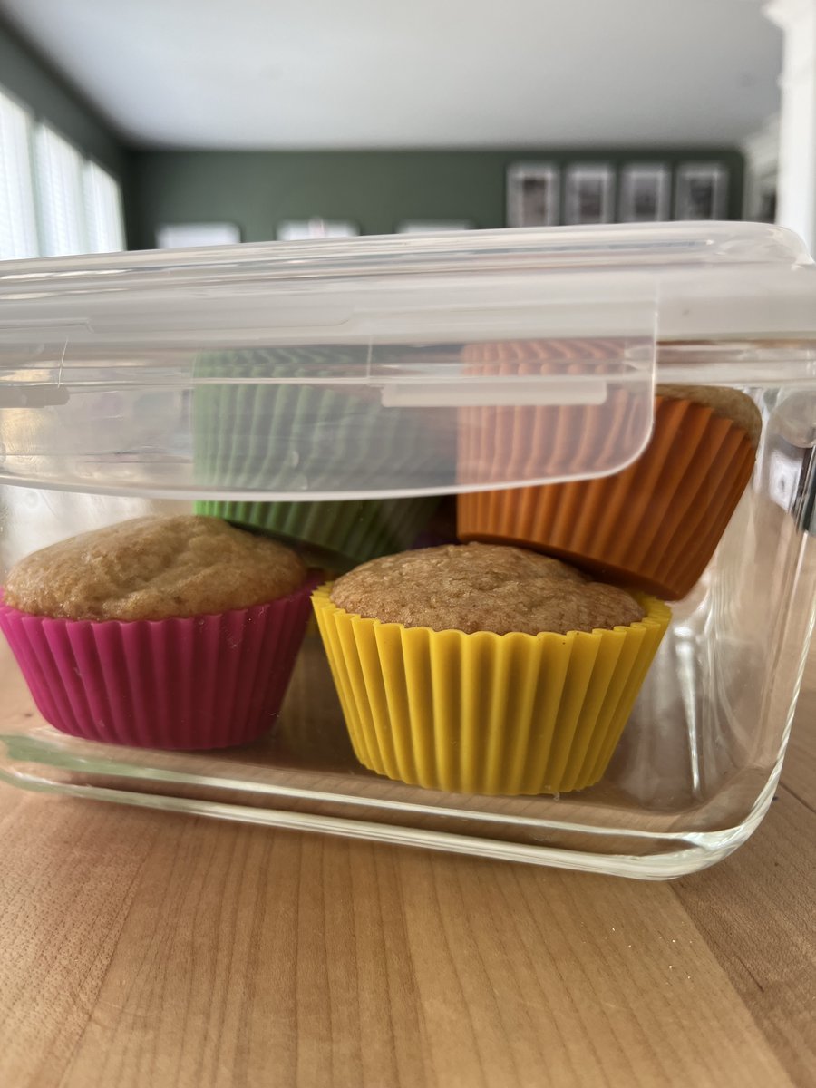 SimplyDoneBrand's tweet photo. Keep your leftovers tasting fresh with our reusable glass containers! https://t.co/vKkQN8gmaZ