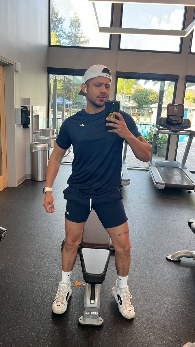 eljulianromero's tweet photo. Por aquí También Porq quede muy Rico 🔥 https://t.co/vrSufM9Ezj