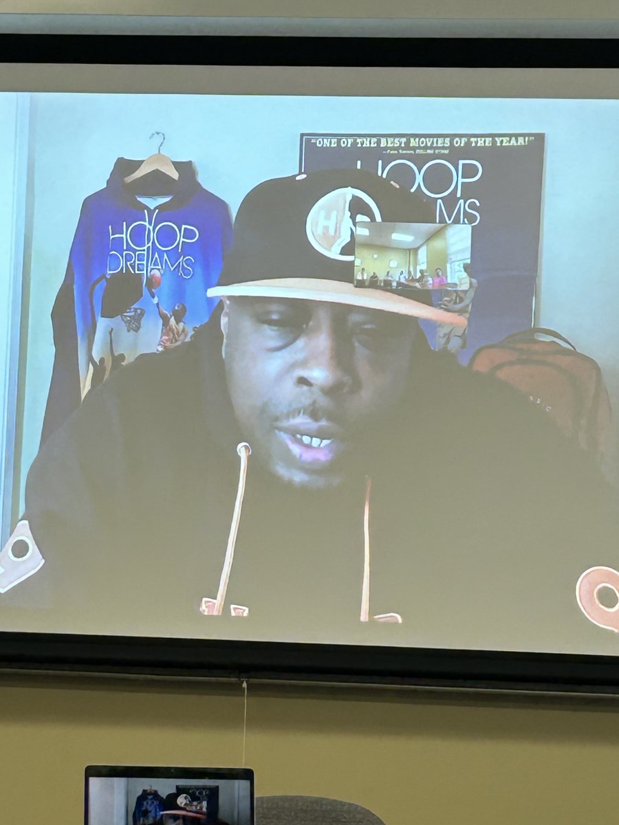 WFU_Education's tweet photo. Thanks to Arthur Agee for joining Dr. Adam Friedman's FYS 100 class virtually to talk about the 1994 documentary film Hoop Dreams. Agee was a star of the award-winning film and will be in Winston-Salem this weekend for the RiverRun Film Festival. @AdamFriedmanWFU @WakeForest https://t.co/D8uL2zvS3l
