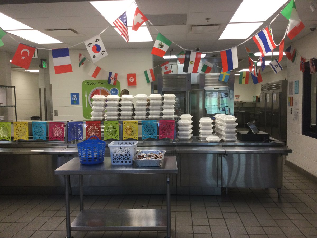 PickElementary's tweet photo. Our students are giving a thumbs up to today’s Taste of the World meal - food from Mexico! https://t.co/9rSLlzXcLm