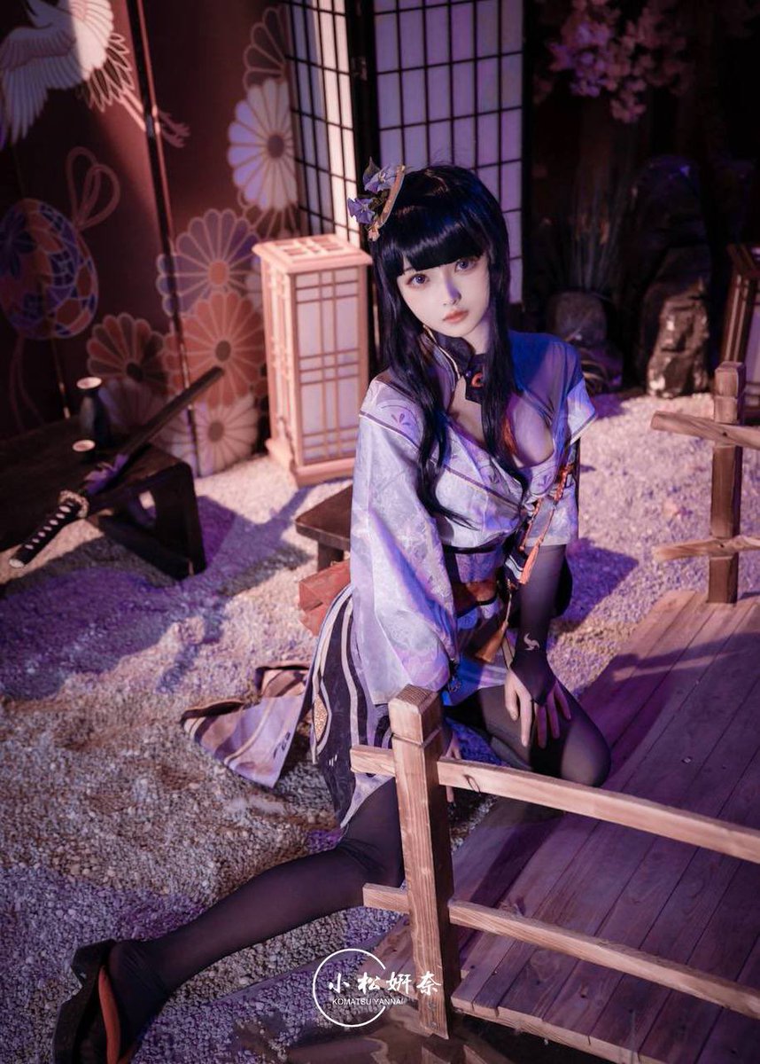 浮世景色。千百零依旧
人在世
却如自鹿语泡影，虚无