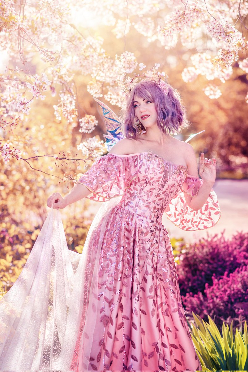One of my favorite spring photoshoots ever 🌸💕

Model : LucioleS