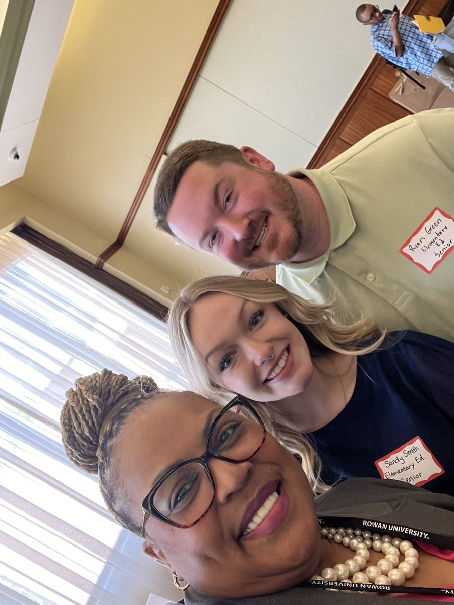 Thank you <a href="/RowanCareers/">Rowan Careers</a> for hosting a great education job fair today!  Seeking new teachers <a href="/BurlCitySchools/">City of Burlington Public School District</a>. Great seeing some of my former students!  #proud
