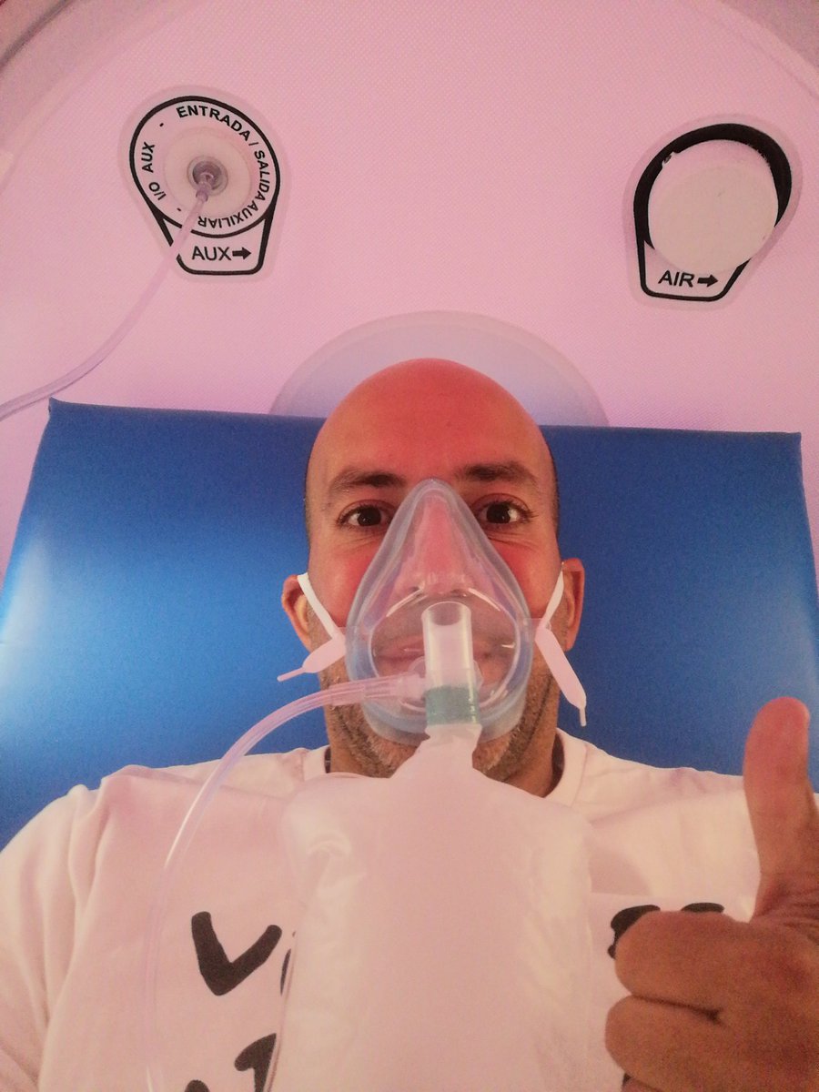 Segunda sesión con la maravillosa gente (y la tecnología) de <a href="/AureaClinic/">Aurea Clinic Sevilla</a> 
Crioterapia+cámara hiperbarica
#entrenamientoinvisible
#reto45
#Triatlon
#estacionespacial
#laiko