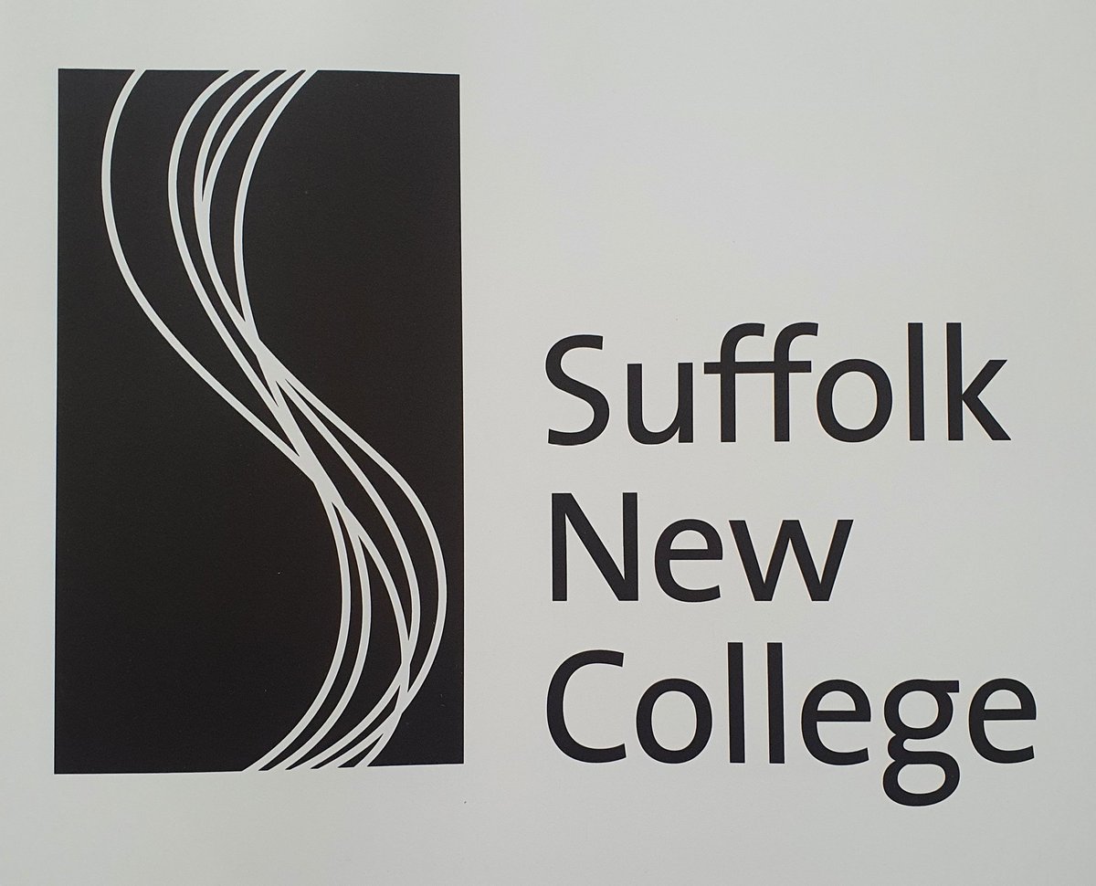 ESNEFTClinicEd's tweet image. It's been a day of supporting at @suffolknewcoll with our PEFs facilitating the induction for BTEC FE in health in the day. This eve @RomillyOD_P &amp;amp; @katiesherwood88 are singing about the #ODP profession  #studentodp @esneft_talent @UEA_Health @judostan @LCunnell