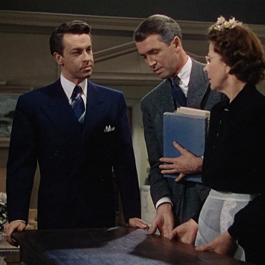 🎞 This week's classic: ROPE (1948) 

Two men attempt to prove they committed the perfect crime by hosting a dinner party after committing murder. 😱

Snag your tickets at theprytania.com 🎟