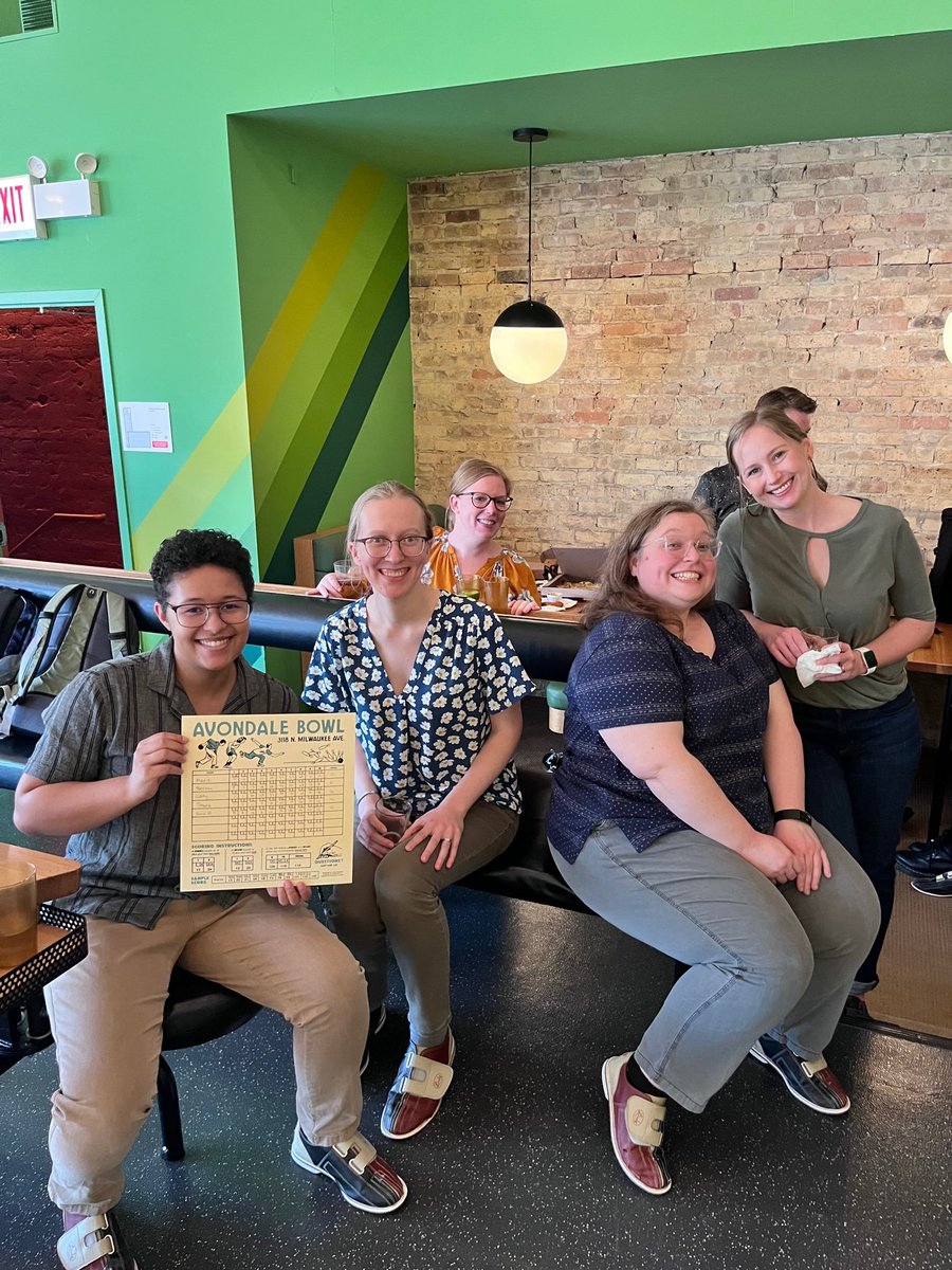 LeffComm's tweet photo. Last Friday, many of our Chicago team members headed to @AvondaleBowl for happy hour and some friendly competition! We had so much fun closing out the work week with some team bonding. #LifeatLeff https://t.co/jvtLgDPtfC
