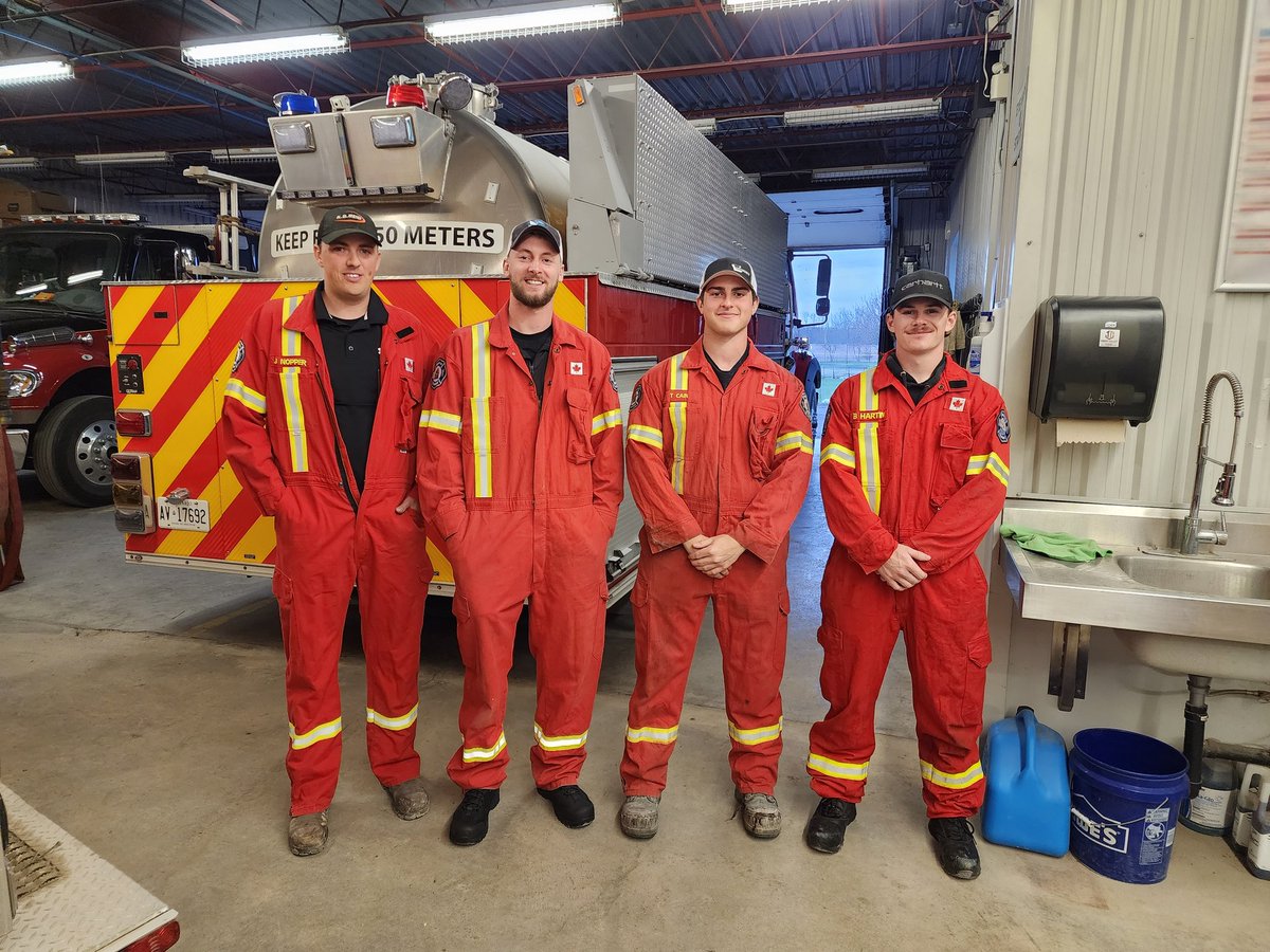 Please join me in welcoming BFES Station 4/5 Probationary Firefighters.  Robert Wannamaker, Bradley Dath, Vinnie DiMatteo &amp; Eric Hardy.