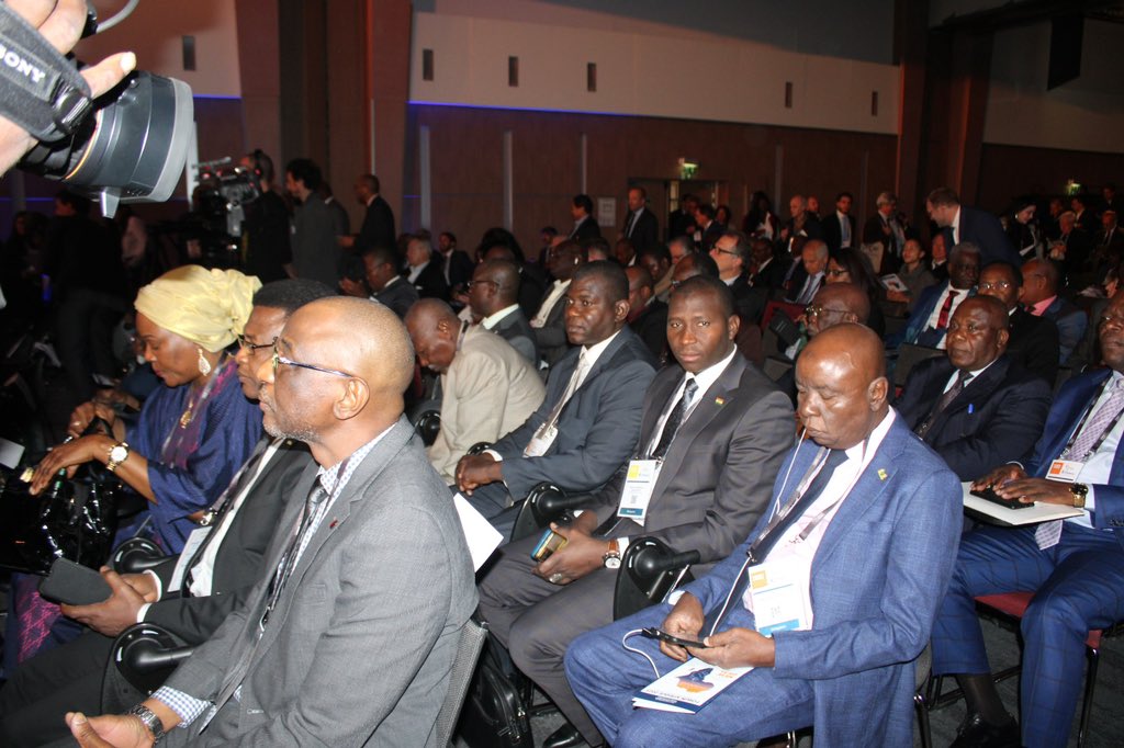 MSaidilMoctar's tweet photo. La cérémonie a été présidée par le Premier Ministre, Chef du Gouvernement, SE Ouhoumoudou Mahamadou, et par les dirigeants du CIAN et de l’Opinion.
Le Forum Afrique du CIAN 2023 a pour thème : « Business avec l’Afrique : l’heure du New Deal ».
#ForumAfriqueCIAN https://t.co/hkWo3h4jSP