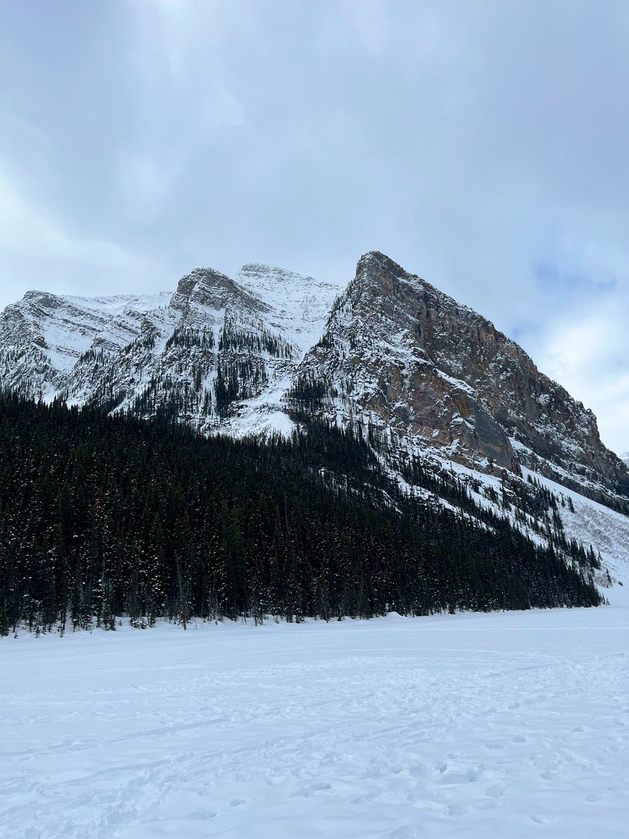 KieranNar's tweet photo. The n(ice)st of views in Banff for the Wear of Materials conference #24WOM #FactNotFriction https://t.co/PyTaq9Z8ac
