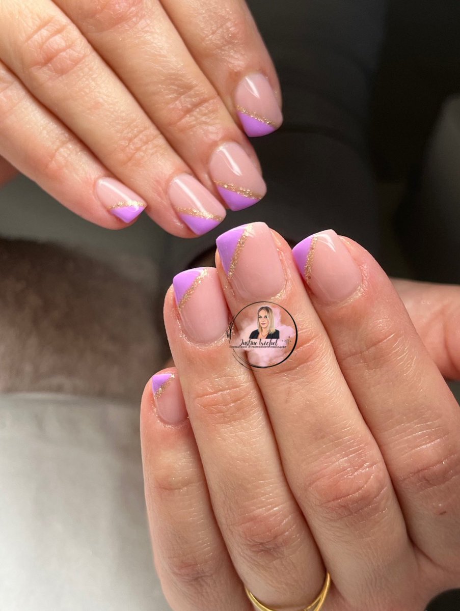 justinetrechel's tweet photo. 💜💜💜
.
.
.
.
#indigonails #indigo #nailscompany #elyamaje #lightrose #rose #pink #gelnails #gel #nails #ongles #lightrose #lila #nailart #violet #glitter #spring #printemps #parme #purple #frenchmanucure #french #manucure #girl #girly #prothesisteongulaire #bretagne #plerin https://t.co/9MYz7RGXOm