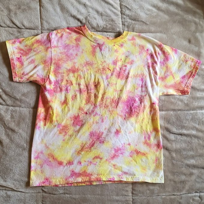 Tie dye shirts now available! #selling #ebay #tiedye https://t.co/1SUDXWxgNY<a href="/tag/selling"class="tags">#selling</a><a href="/tag/ebay"class="tags">#ebay</a><a href="/tag/tiedye"class="tags">#tiedye</a>