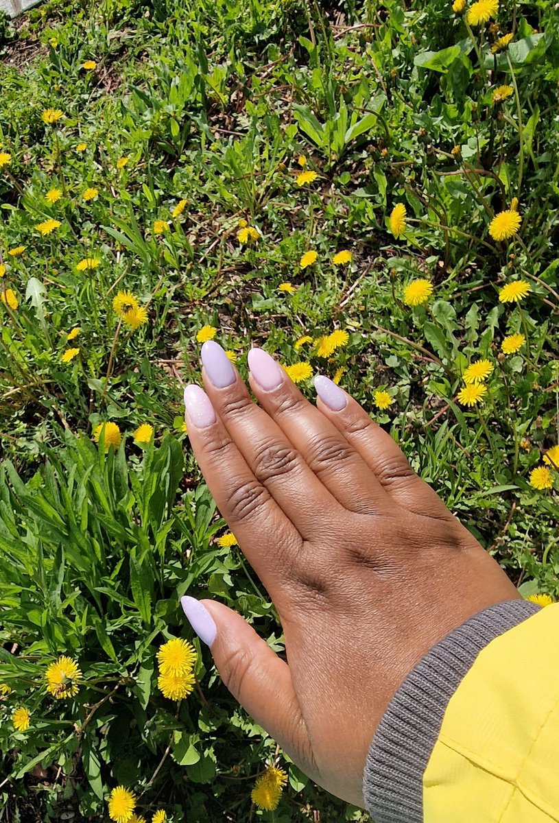 SikkaSaiBerSeC's tweet photo. Mode printemps activée✅️
#nailsONPoint https://t.co/OStfb0EDEE