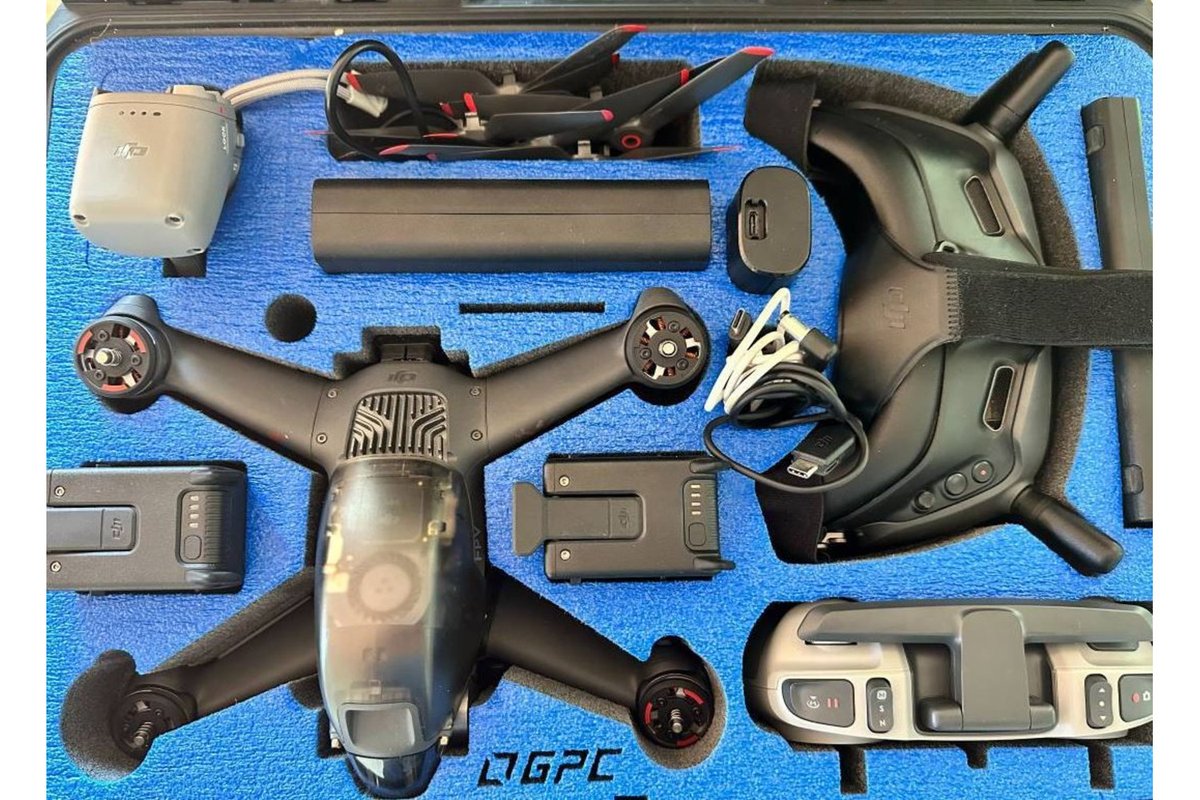WhatsForSaleNow's tweet photo. Just Listed: DJI FPV Drone Fly More Combo
Location: Los Angeles
View Full AD:https://t.co/CmxD3RlXzA 

#BUY #SELL #FREE #ADS #ADVERTISE #FREE #FASTSELL #FREECLASSIFIEDS https://t.co/bB2QqU4b8k