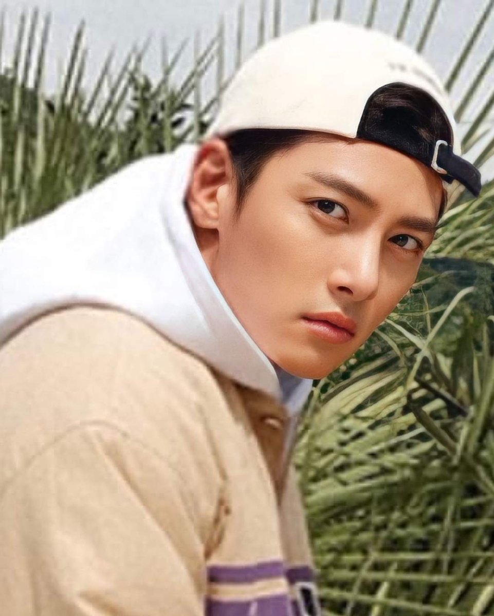 JCWFever's tweet photo. JiChangWook 😍😍😍
JCW Updated his IG story 
@jichangwook #BackstreetRookie
#JiChangWook #지창욱 #池昌旭 #TheK2 #KimJeha #SuspiciousPartner #jichangwookfever  #Healer #koreanactor #meltme #MeltingMeSoftly
#citycoupleswayoflove
#LovestruckintheCity https://t.co/Lhne584Pu9