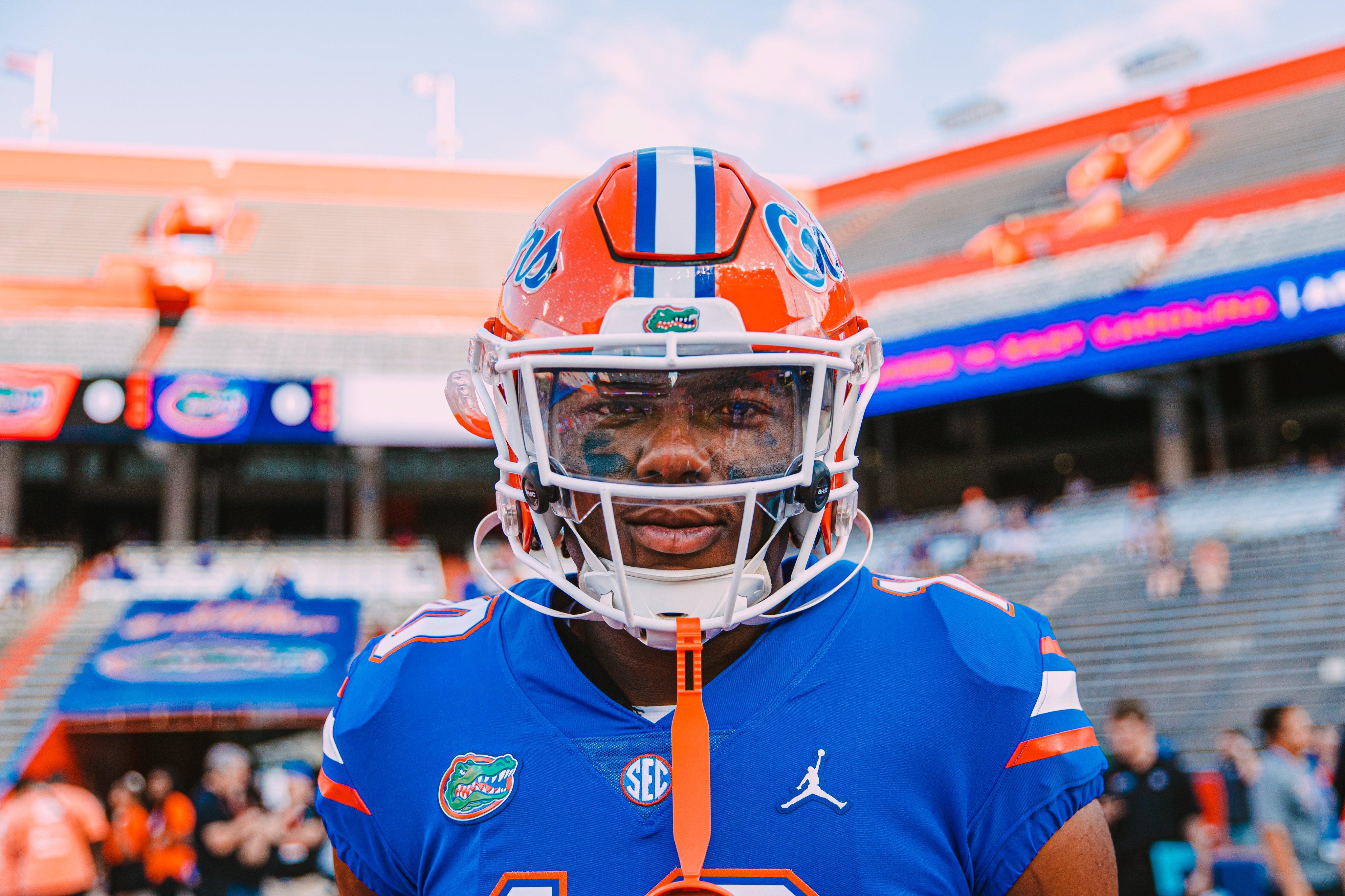 orange florida gators football uniforms