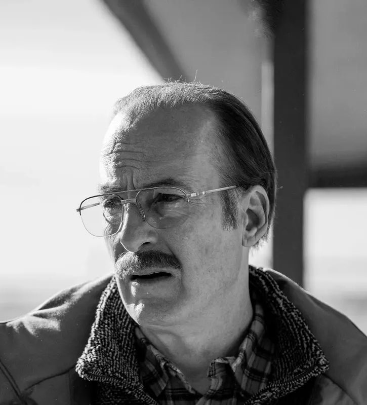 DiscussingFilm's tweet photo. The final season of ‘BETTER CALL SAUL’ is now streaming on Netflix.

See what other shows are coming soon to Netflix: https://t.co/KHHrlFGyw0 https://t.co/J8DCbkN8dl