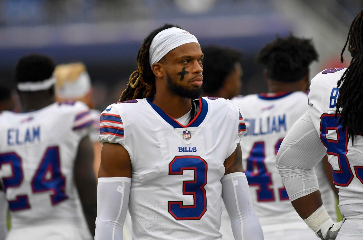 BleacherReport's tweet photo. Damar Hamlin has been fully cleared to resume all football activities

Read more: https://t.co/UMyn0sHlSG https://t.co/O9lmdxQPAt