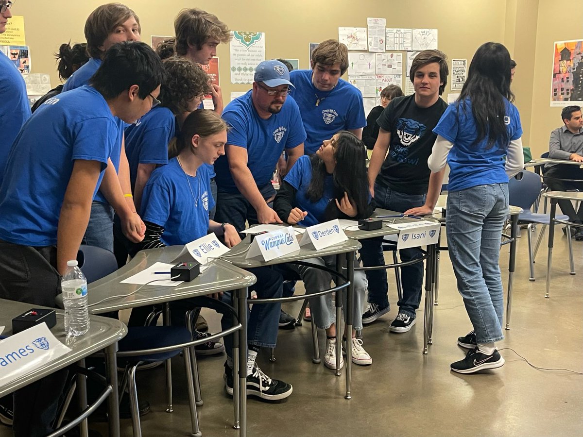 Everyone tune in to PBS @ 9:00 Saturday morning to watch your Wampus Cats take on Fayetteville in the 7A Quiz Bowl State Championship match.  Let's go Cats!!! #6Legs4Life