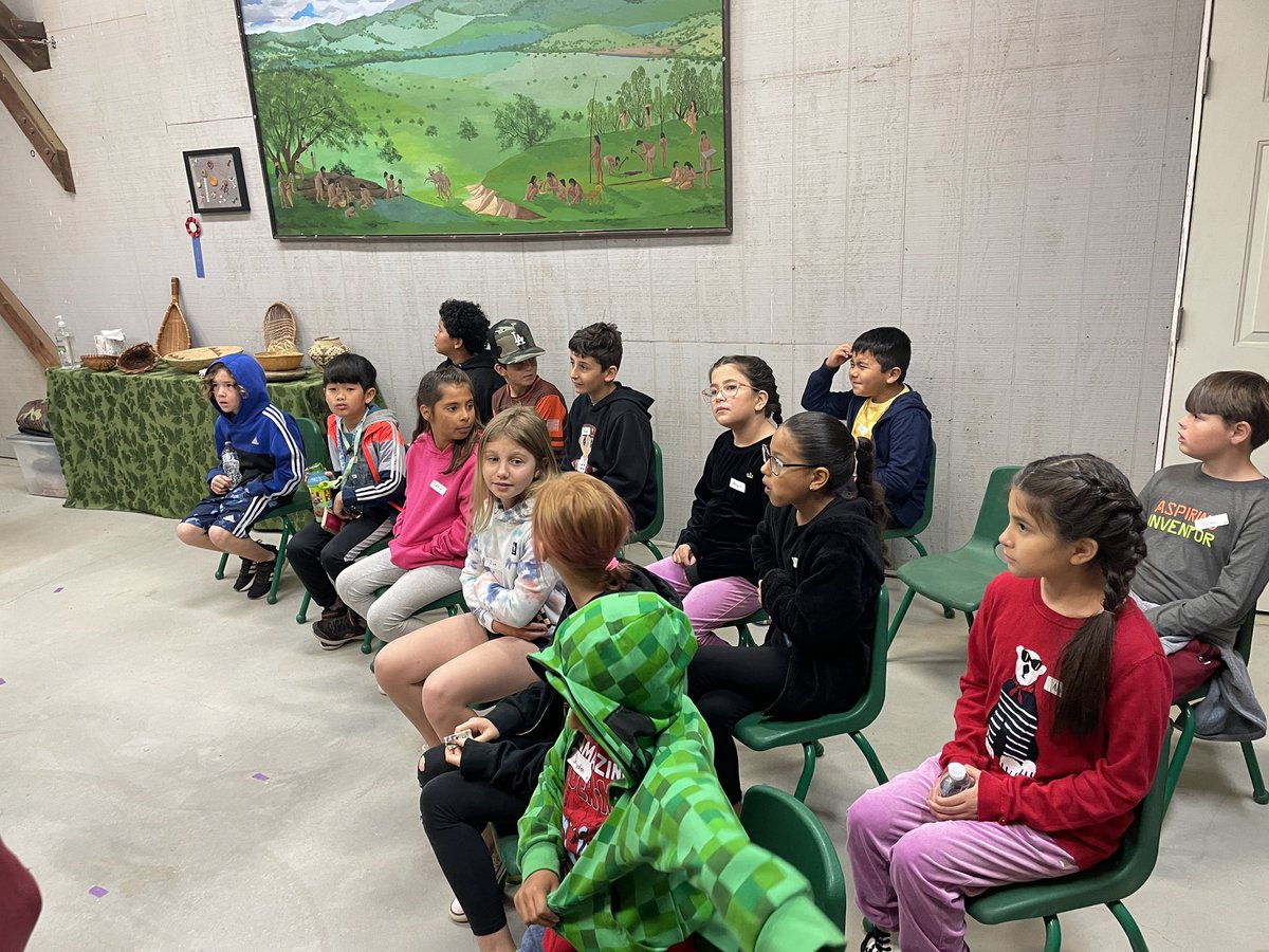 DavidsonMViT's tweet photo. Field trip to Strathearn Park #mvitsimi #simischools #thirdgraderocks https://t.co/IZMP5o2JEs