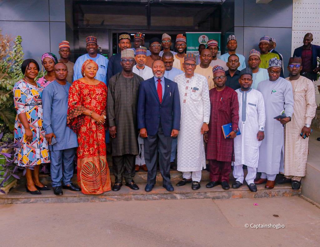 MohdHAbdullahi's tweet image. Had an interactive session with the 19+1 (FCT) State Project Coordinators of @WBG_Nigeria @ACReSALNigeria of N/N 🇳🇬 to brainstorm on implementation strategies and sustainability plan. Glad that the #SPUs have a good grasp of the project action plans in their various states.