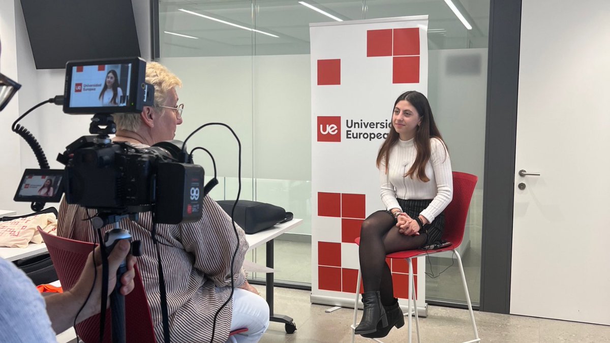 UECanarias's tweet photo. Terminamos la visita de Nathalie Sanchez, fundadora de @francespagne, en nuestro campus de Santa Cruz de Tenerife.
Donde pudo conocer nuestras instalaciones y hablar con varios alumnos franceses y españoles sobre su experiencia en nuestra Universidad.

#SoyUECanarias https://t.co/JMRHdFpI7Y