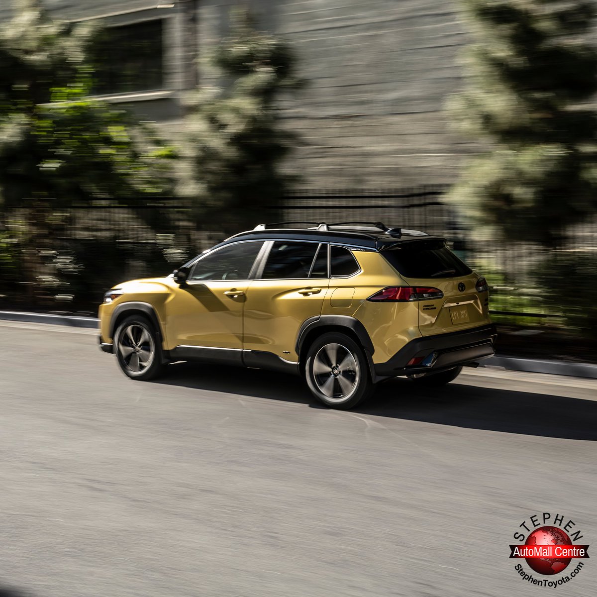StephenToyotaCT's tweet photo. Come in to Stephen Toyota to get your hands on the sleek and spacious 2023 Toyota Corolla Cross and Corolla Cross Hybrid! https://t.co/aR3Ik6GgGQ