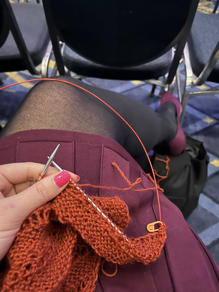 Hallie_Dau's tweet image. Where are my conference knitters at?

#IPVC2023