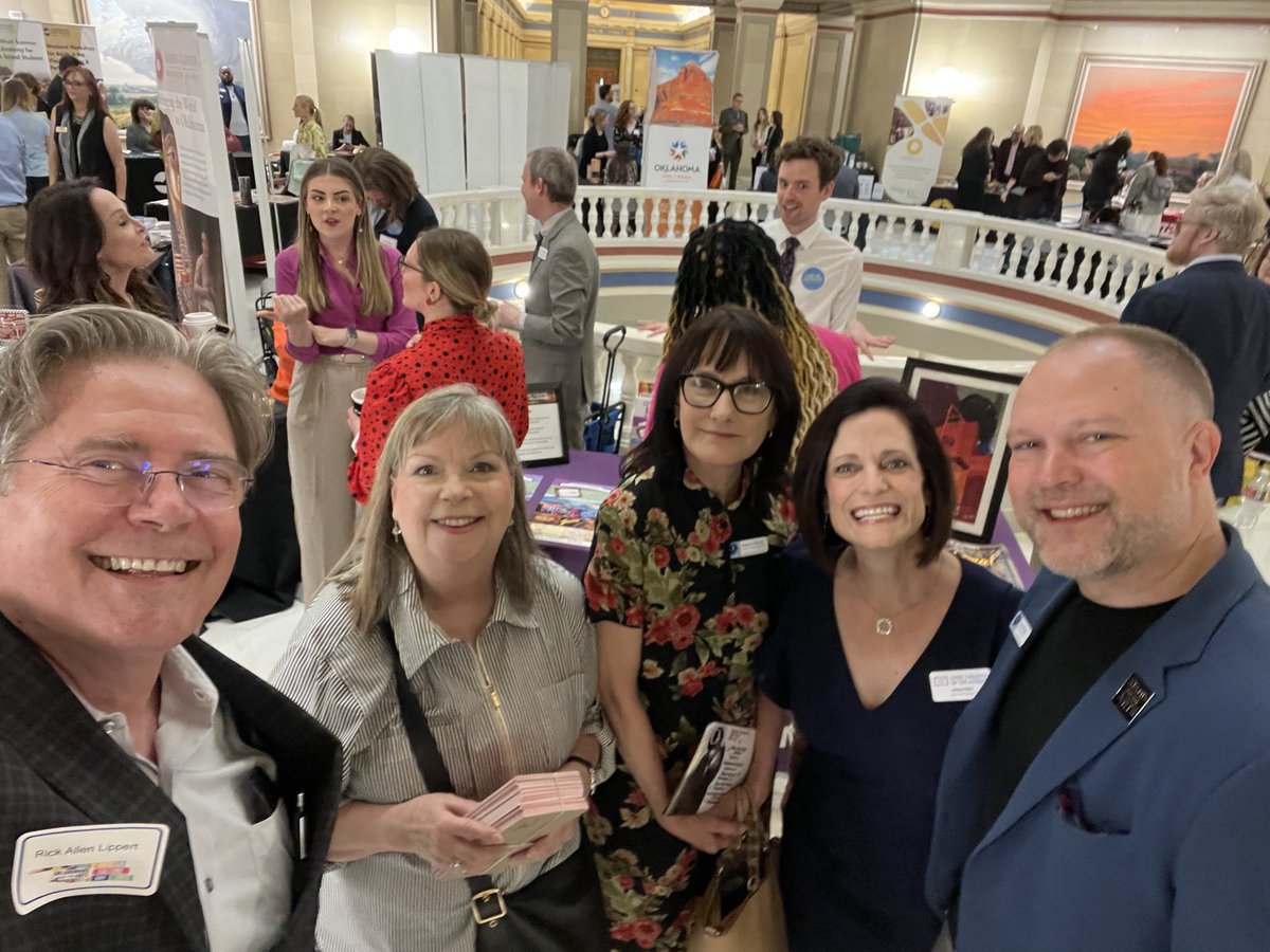 RhondaMClark's tweet photo. Arts Day at the OK Capitol! #supportthearts https://t.co/9TisdUgZIL