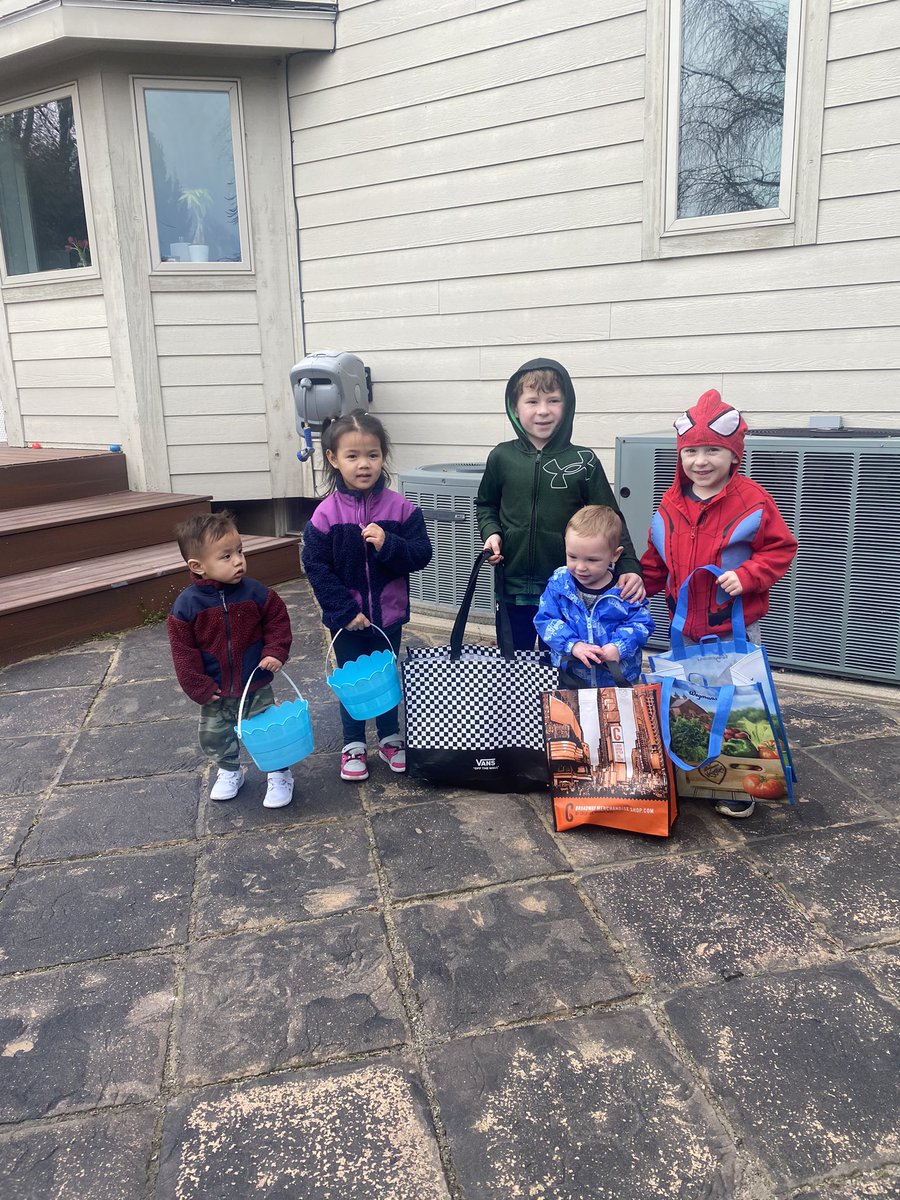 KayleeB1719's tweet photo. Future cadets! @HiltonCSD https://t.co/tC2epVZBBg