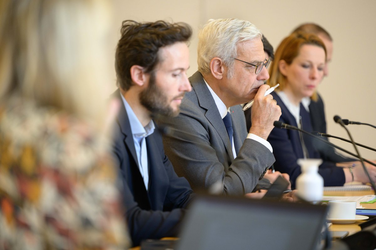 oliviagregoire's tweet image. 2e point d’étape avec @ChristopheBechu ainsi que @Bpifrance @ademe et @ccifrance pour échanger autour du futur portail unique qui recensera les aides pour la transition écologique de nos TPE PME.

Une exigence : être facile d’accès et simple d’utilisation pour nos entrepreneurs🌱