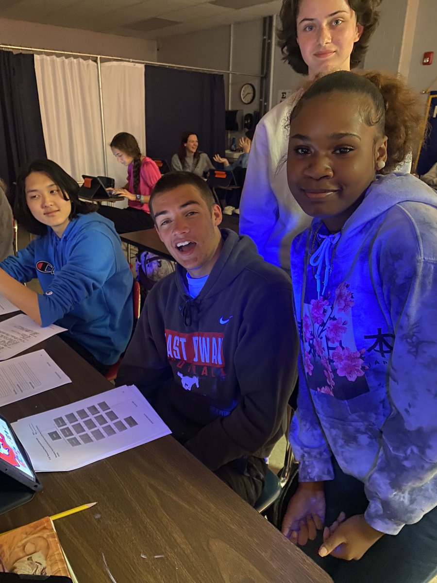 sswink2019's tweet photo. HS 2 learning about infection control and prevention!โฅ๏ธ๐
HSE #futurehcp @RSS_CTE @EastRowanHS https://t.co/Y3jwKWO5sd