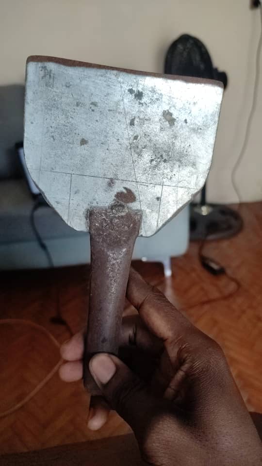 anas_seko229's tweet photo. VOULEZ-VOUS CONTRIBUER ?

Nous recherchons un personne capable de nous offrir cet outils pour le nettoyage des affiches sauvages ce 30 avril ?

Le prix est à : 1000f

#AnasSeko #30Avril #Benin #Afrique https://t.co/d7oZ6wKYTd